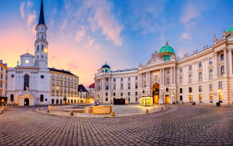 tour a pie privado por viena con un guía local-8
