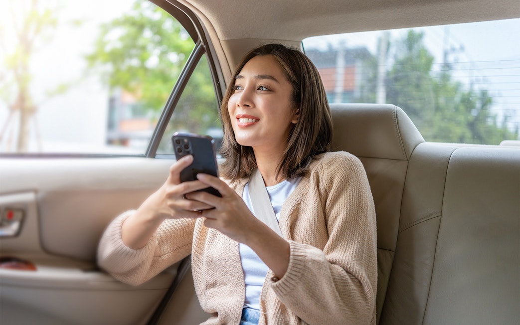 Passenger enjoying private car transfer from Singapore Changi Airport.