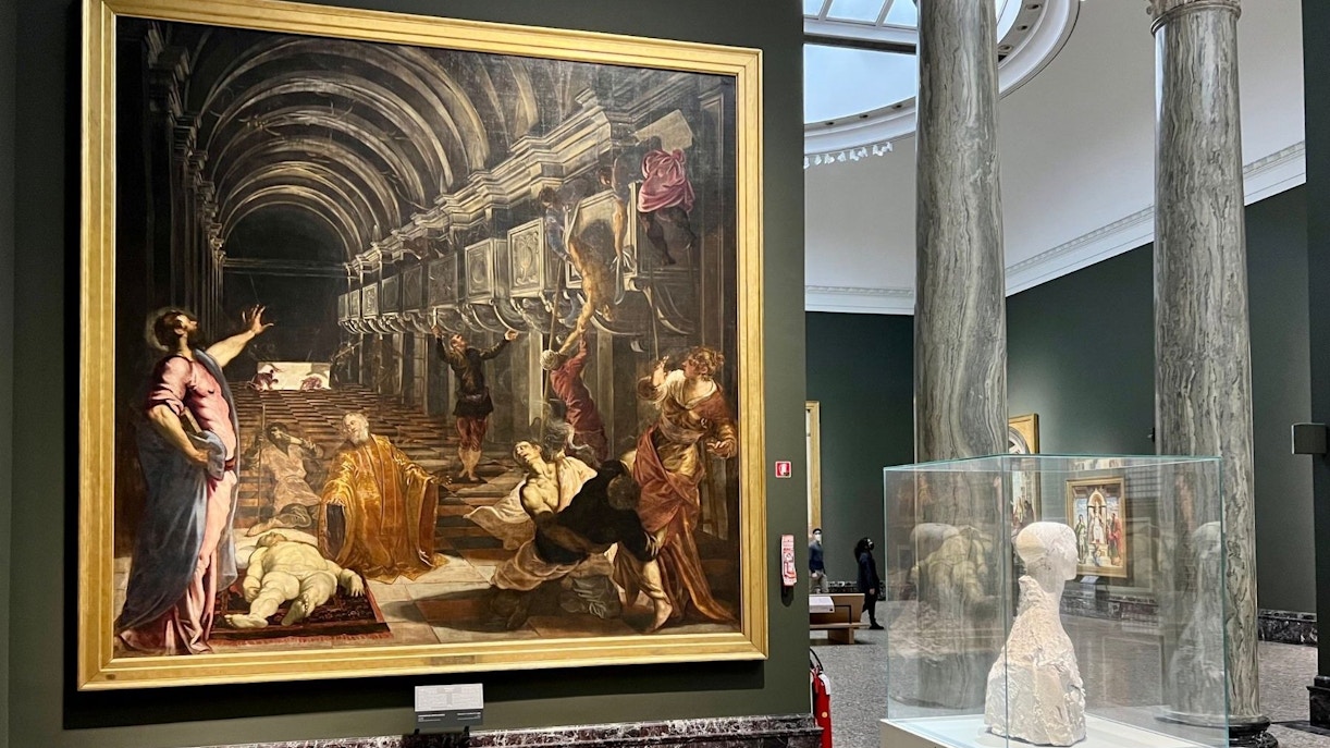 Painting "The Finding of the Body of Saint Mark" by Jacopo Tintoretto at Pinacoteca di Brera, Milan.