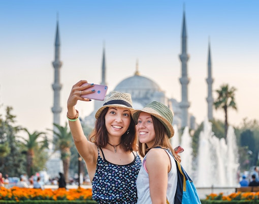 Blue Mosque rules and regulations