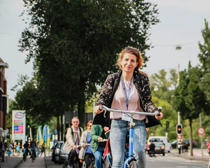 Amsterdam Small-Group Bike Tours