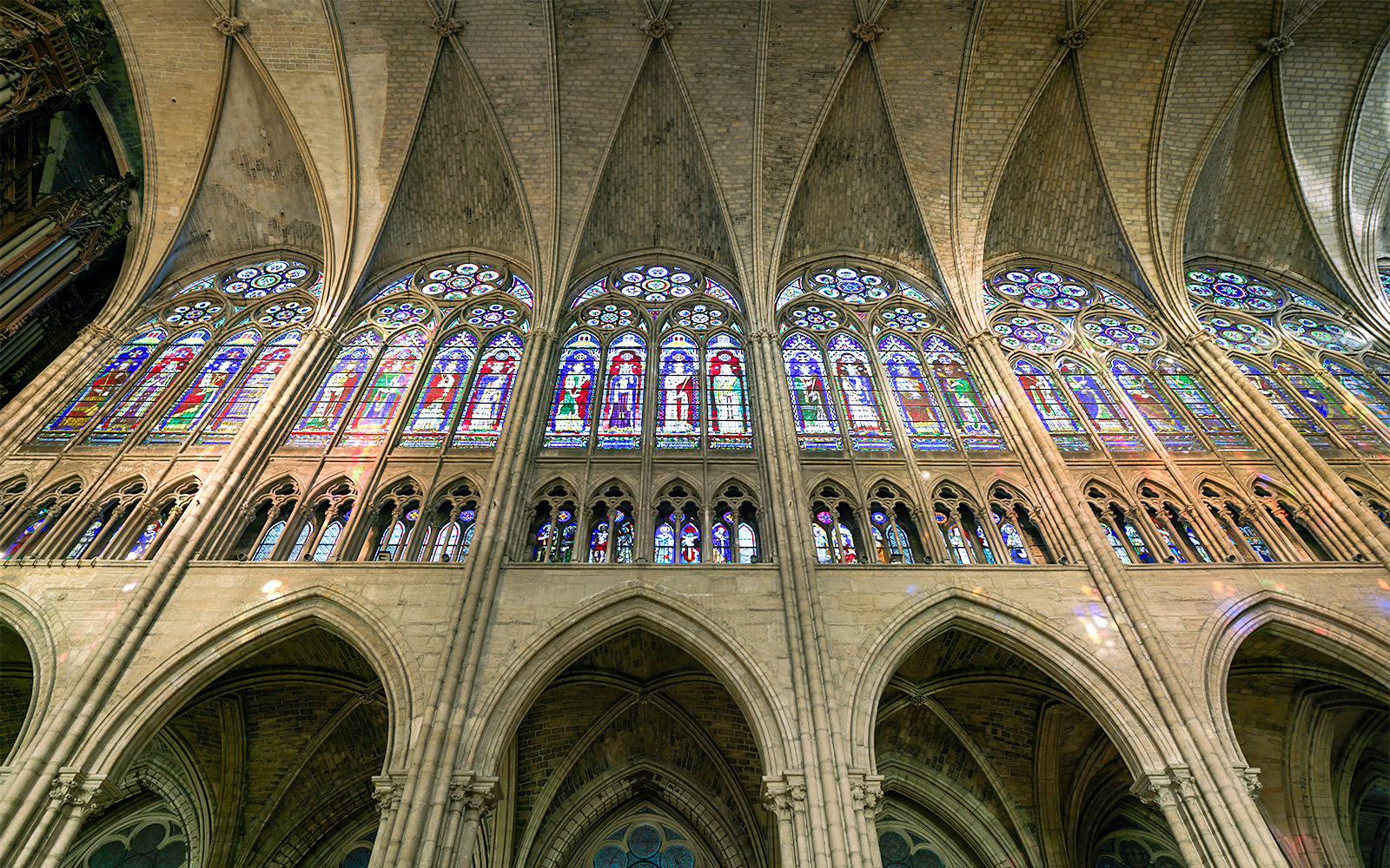 Structure of Basilica of Saint-Denis