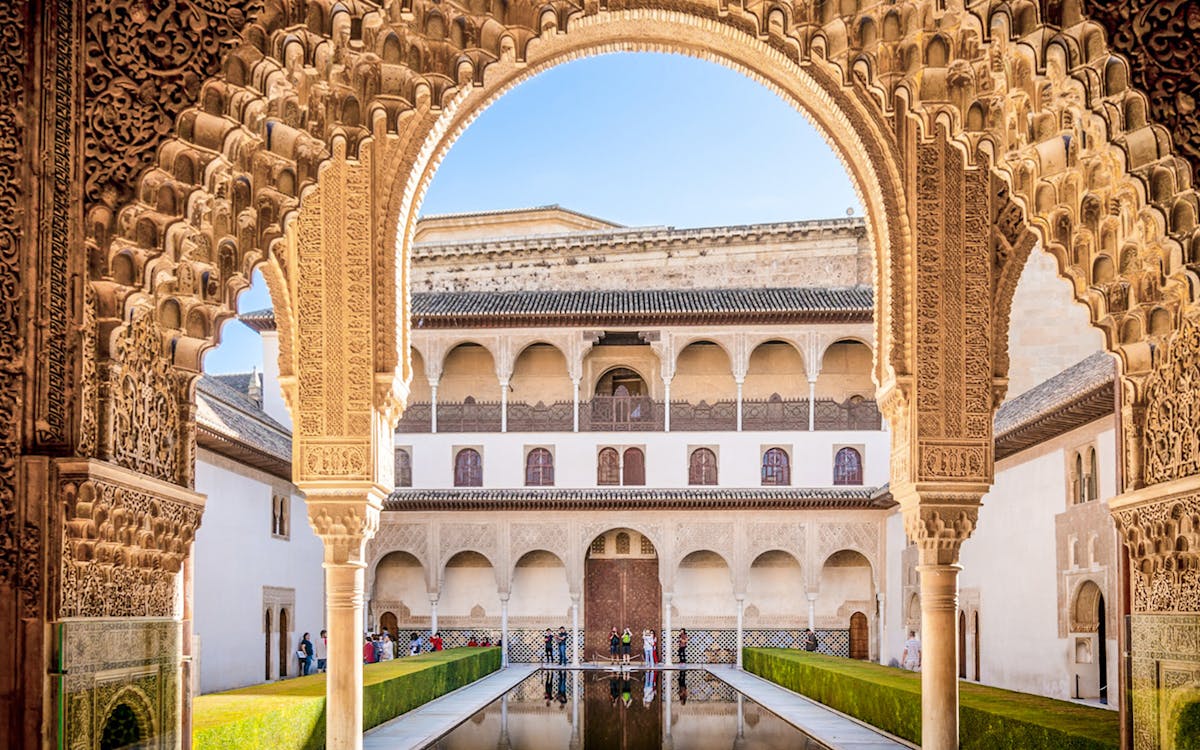 Alhambra Inside
