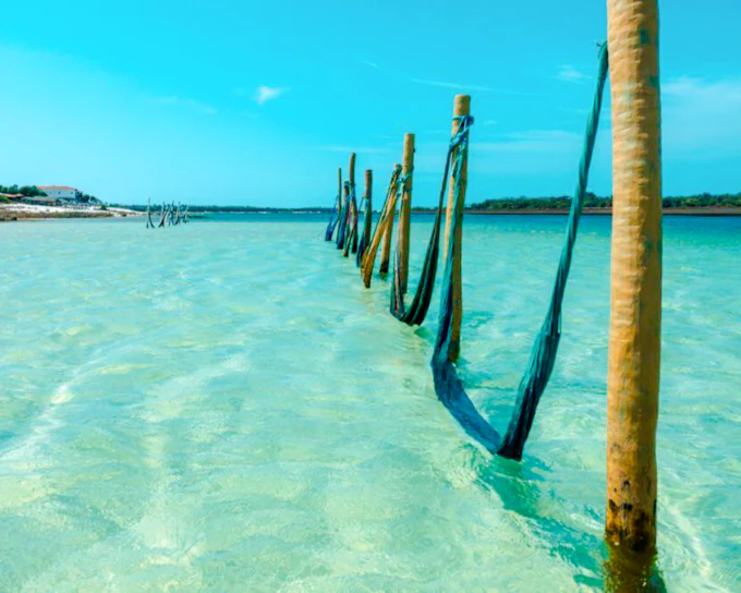 Jericoacoara National Park Guided Tour with Pickup: Pedra Furada and Lagoa do Paraíso Water Hammocks (Product 55761)