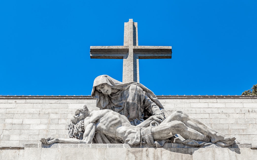 Passion of Christ statue and cross at Valley of the Fallen, Sierra de Guadarrama, Madrid.