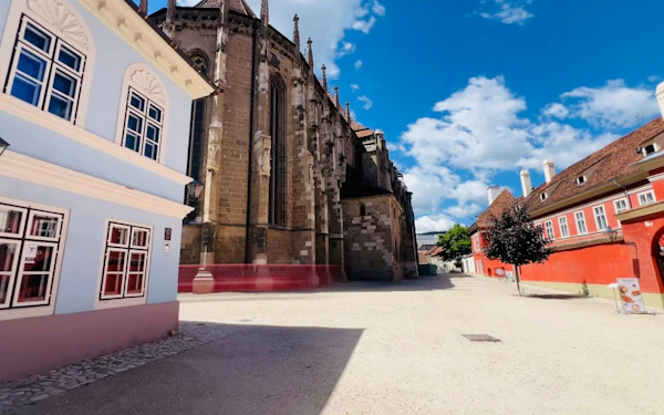 Brașov Guided Walking Tour with Local Stories