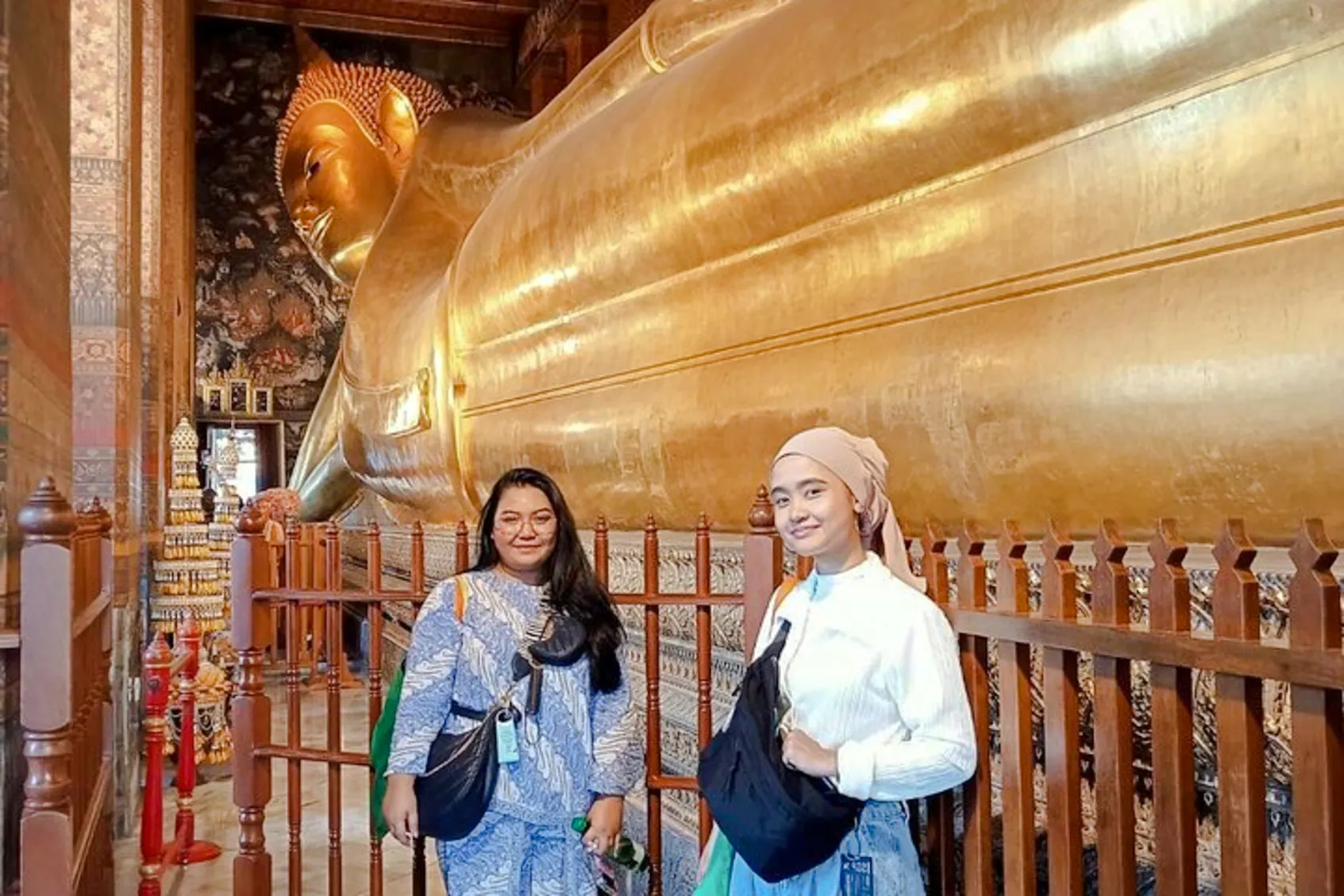 liten gruppetur med guidet tur til wat pho og wat arun i bangkok-1