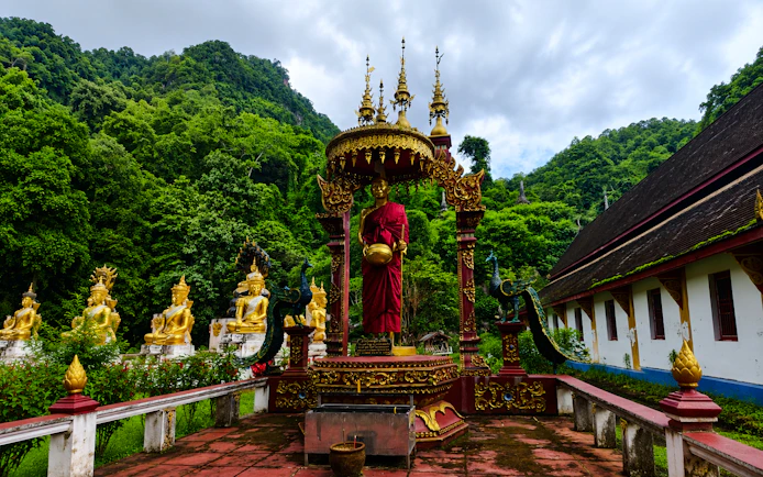 From Chiang Mai: Chiang Dao Cave and Hill Tribe Villages Tour