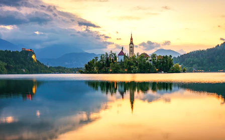 Slovenian Charm: Ljubljana & Bled Private Transfer from Zagreb