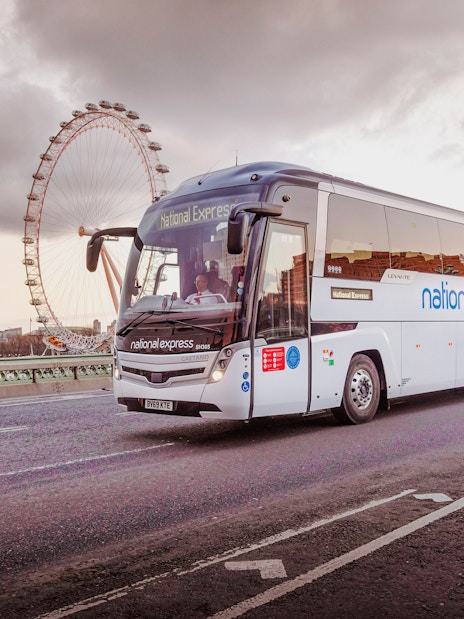 Bus transfer near London Eye en route to Victoria Station.