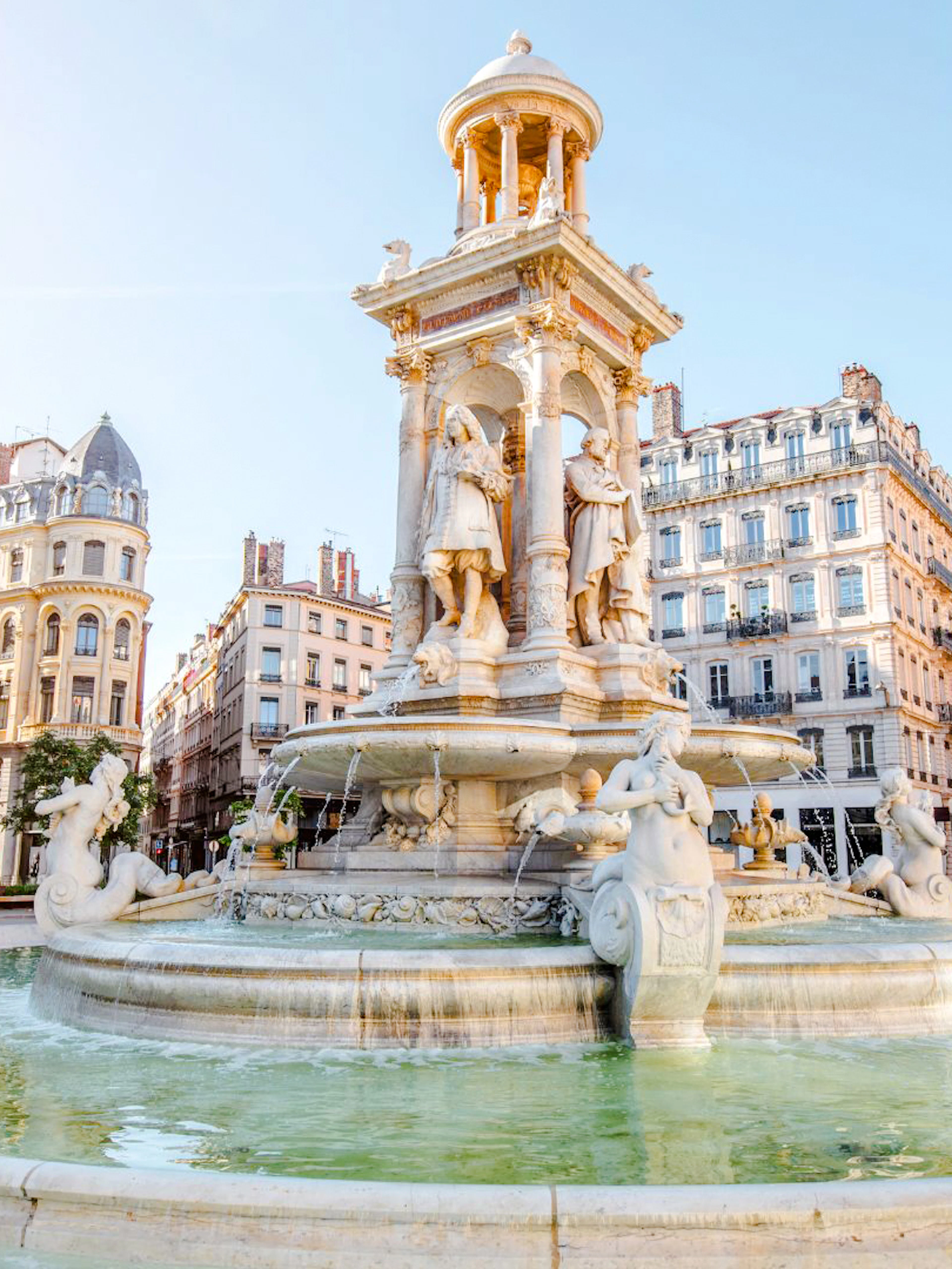 lyon private walking tour with a local guide-1