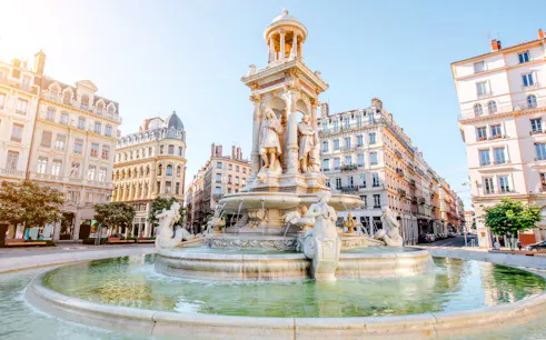 lyon private walking tour with a local guide-1