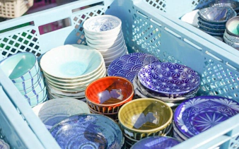 Colorful Japanese bowls at Tsukiji market, Tokyo tour.