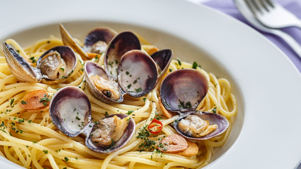 Spaghetti alle Vongole during Rome to Positano say trip