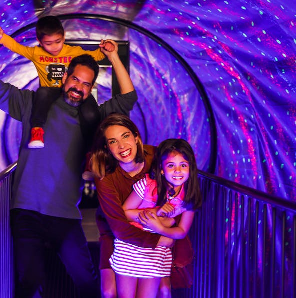 Explore Mind-Bending Illusions at the Museum of Illusions Athens