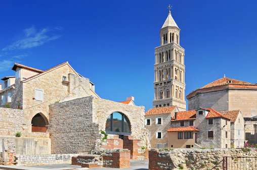 Split: Diocletian's Palace and Old Town Guided Tour