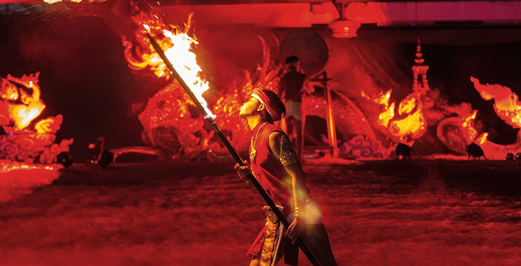 Fire dance performance at Yeepeng Lanna Festival