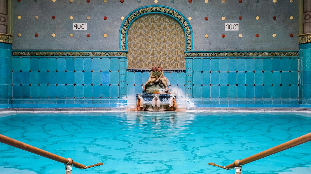 Budapest baths Tips