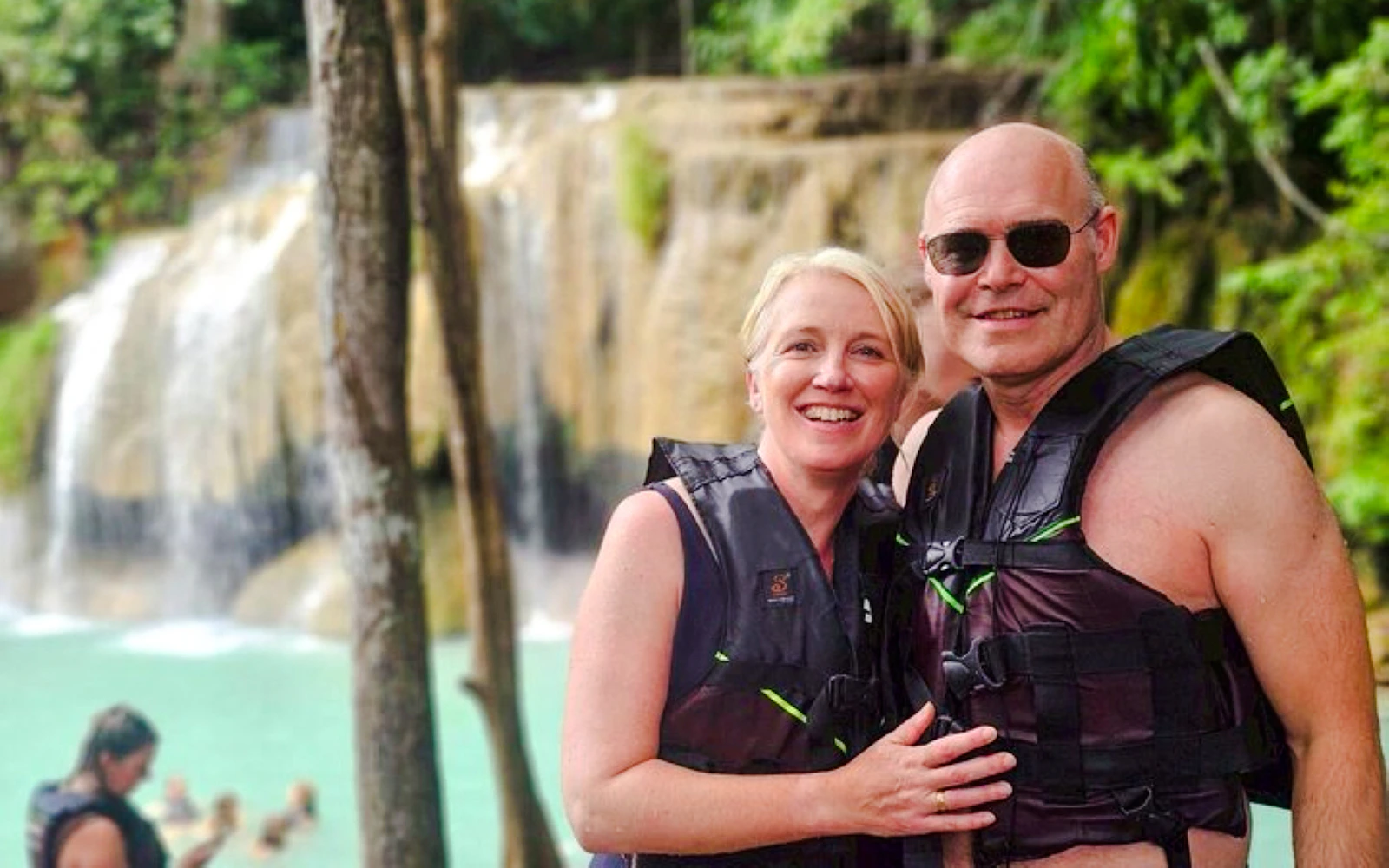 From Bangkok: Erawan Waterfalls and Bridge on the River Kwai Private Day Trip (Product 55094)