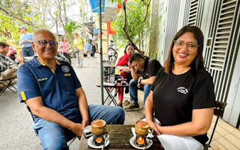 hanoi street food motorbike tour with female riders-6