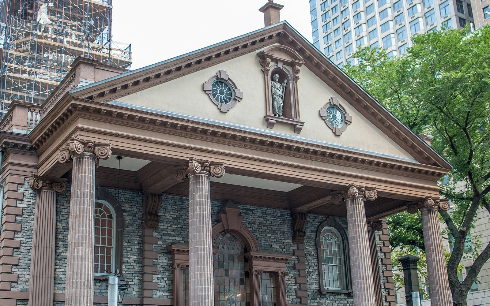 St. Paul's Chapel exterior