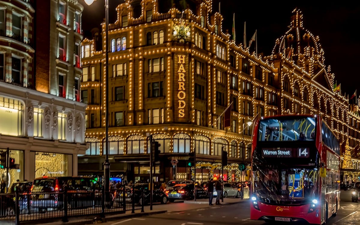 christmas lights vintage guided bus tour of london-6 christmas lights vintage guided bus tour of london-6