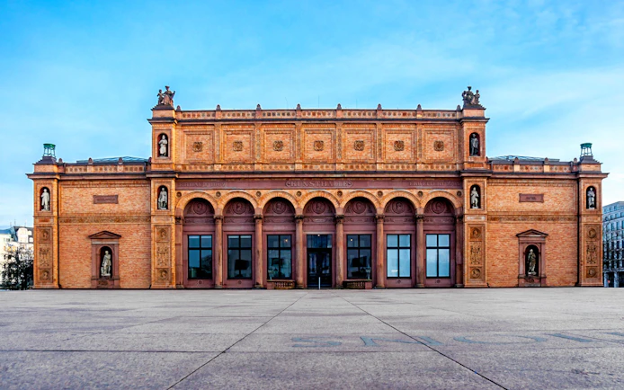 Hamburg Kunsthalle facade with arched windows and statues, Germany.