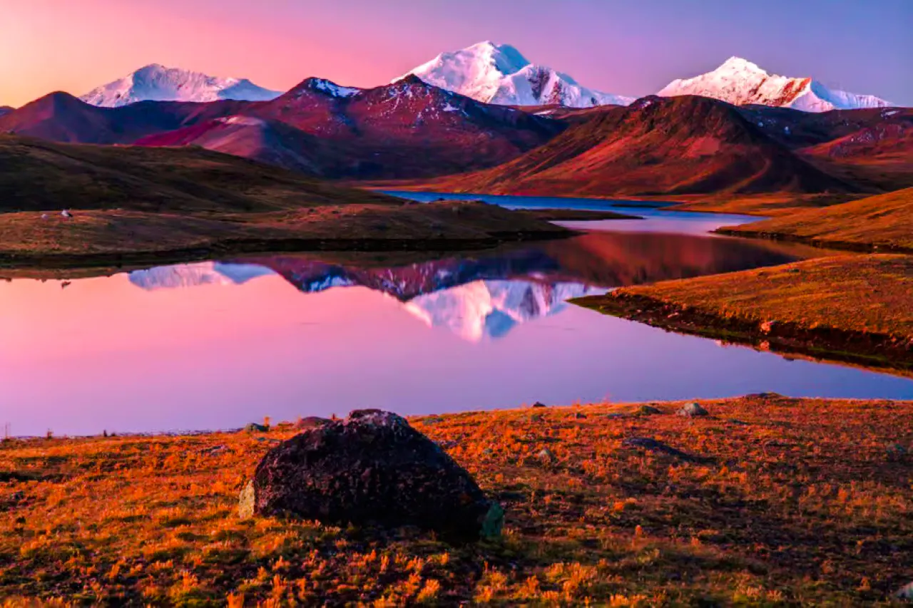 from cusco: sibinacocha lake & ausangate 5-day trek-4