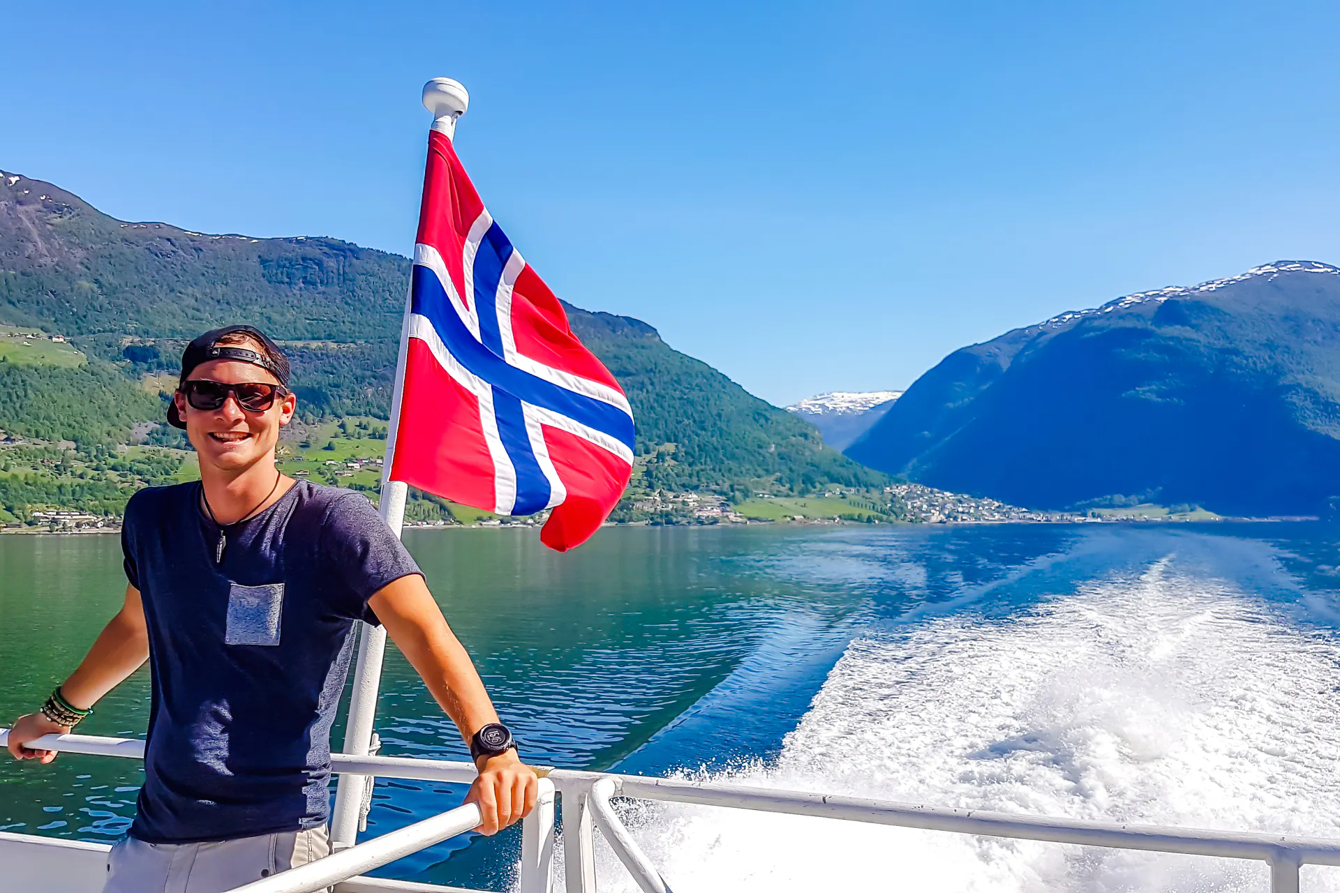 Oslo Old Town Private Walking Tour and Fjord Cruise Tickets