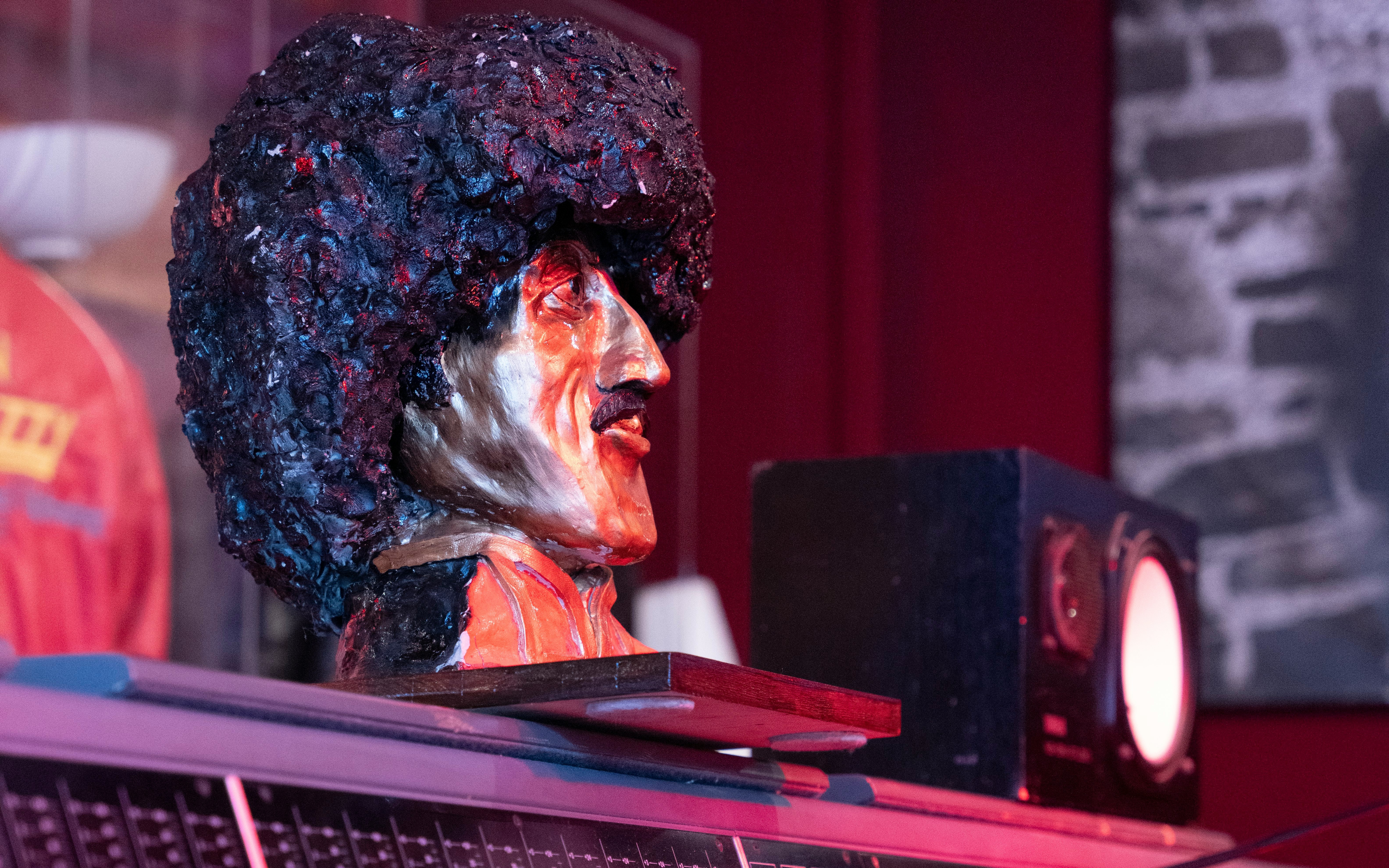 Bust of a musician at the Irish Rock N Roll Museum Experience in Dublin.