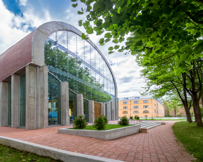 From Tallinn: Jewish Heritage Tour with Synagogue Visit and Pickup