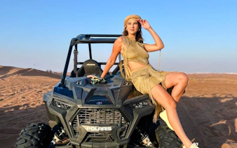 safári no deserto noturno pelas dunas vermelhas de dubai, com transporte em 4x4 nas dunas, 4x4 nas dunas e jantar com churrasco-4