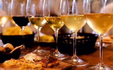 Málaga Wine Tour with Vineyard & Cellar Visits, Wine Tastings and Tapas