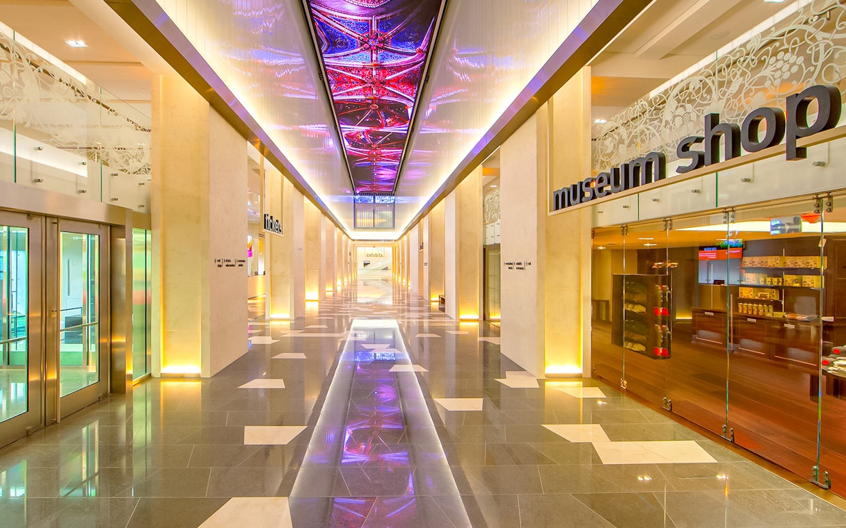 Museum of the Bible entrance hall with illuminated ceiling and museum shop, Washington DC.