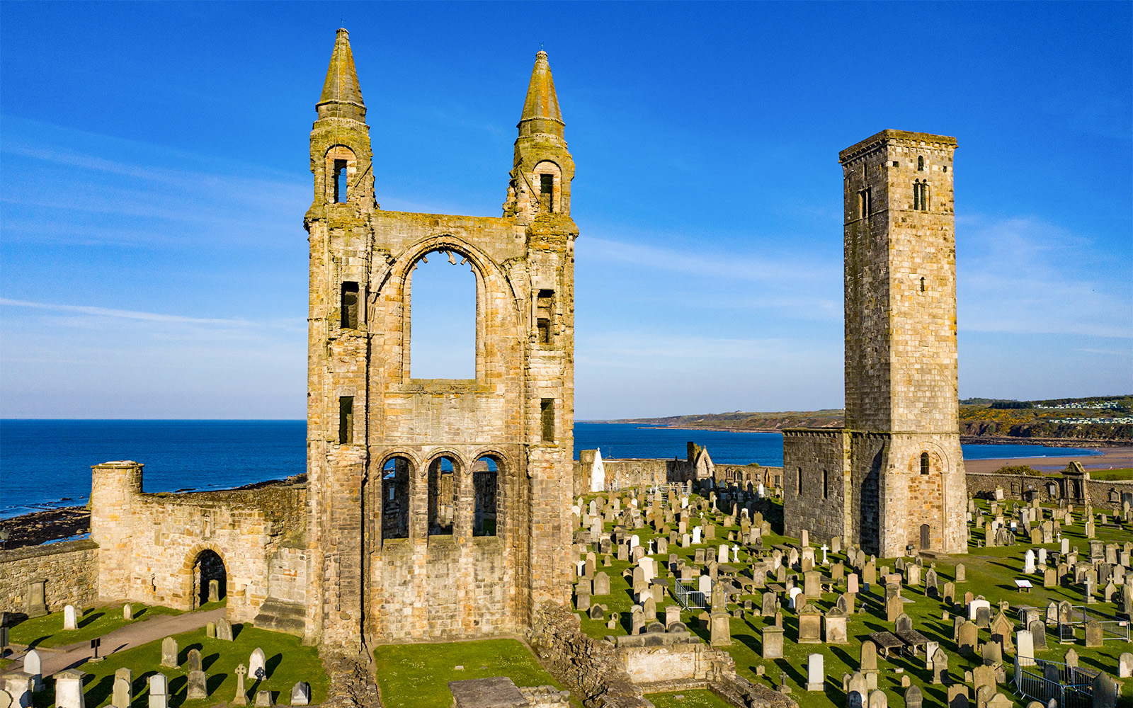 Day trips from Edinburgh - St. Andrews Cathedral and Castle