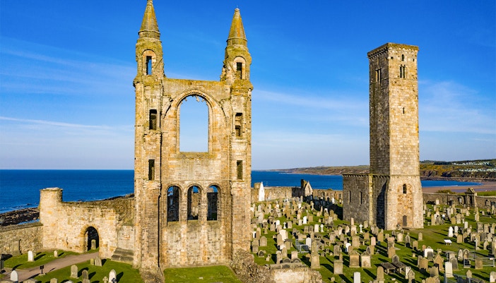Day trips from Edinburgh - St. Andrews Cathedral and Castle