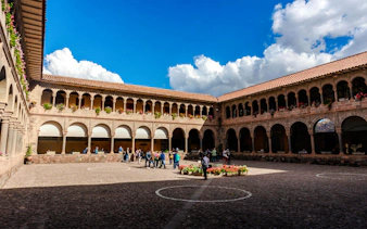 cusco city tour: qorikancha, sacsayhuamán, q'enqo, puka pukara & tambomachay-3
