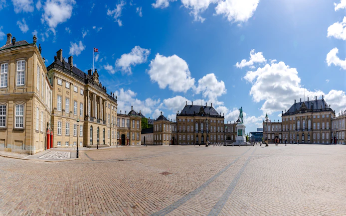 Amalienborg Palace Museum Skip-the-Line Private Tour