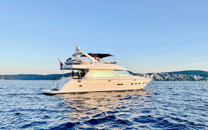 Speedboat cruising near Solta during Blue Lagoon and Trogir tour.