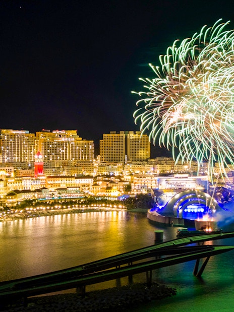 Fireworks over Hon Thom's Kiss of the Sea show in Phu Quoc at night.
