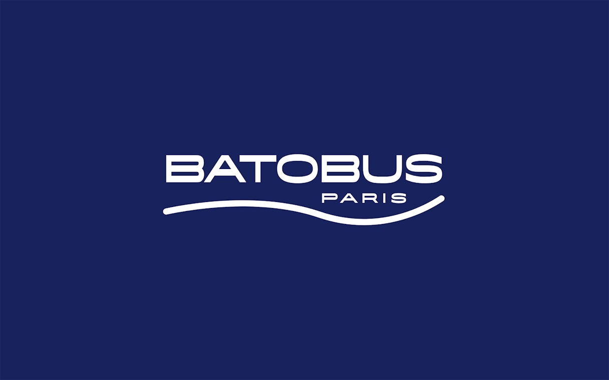 Batobus Paris: See 9 Iconic Sights from the Seine River