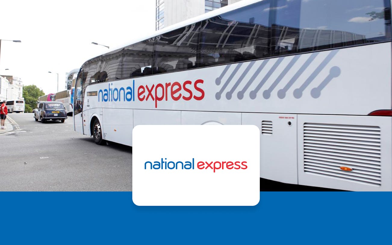 National Express bus for Luton Airport to Victoria Station route.