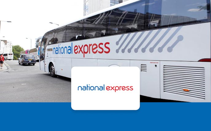 National Express bus for Luton Airport to Victoria Station route.