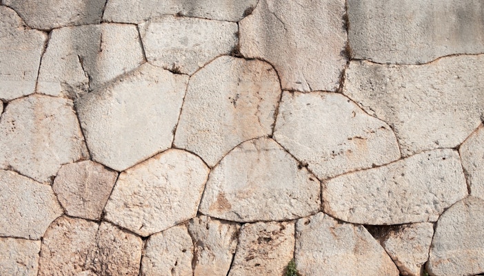 muralha poligonal em delfos