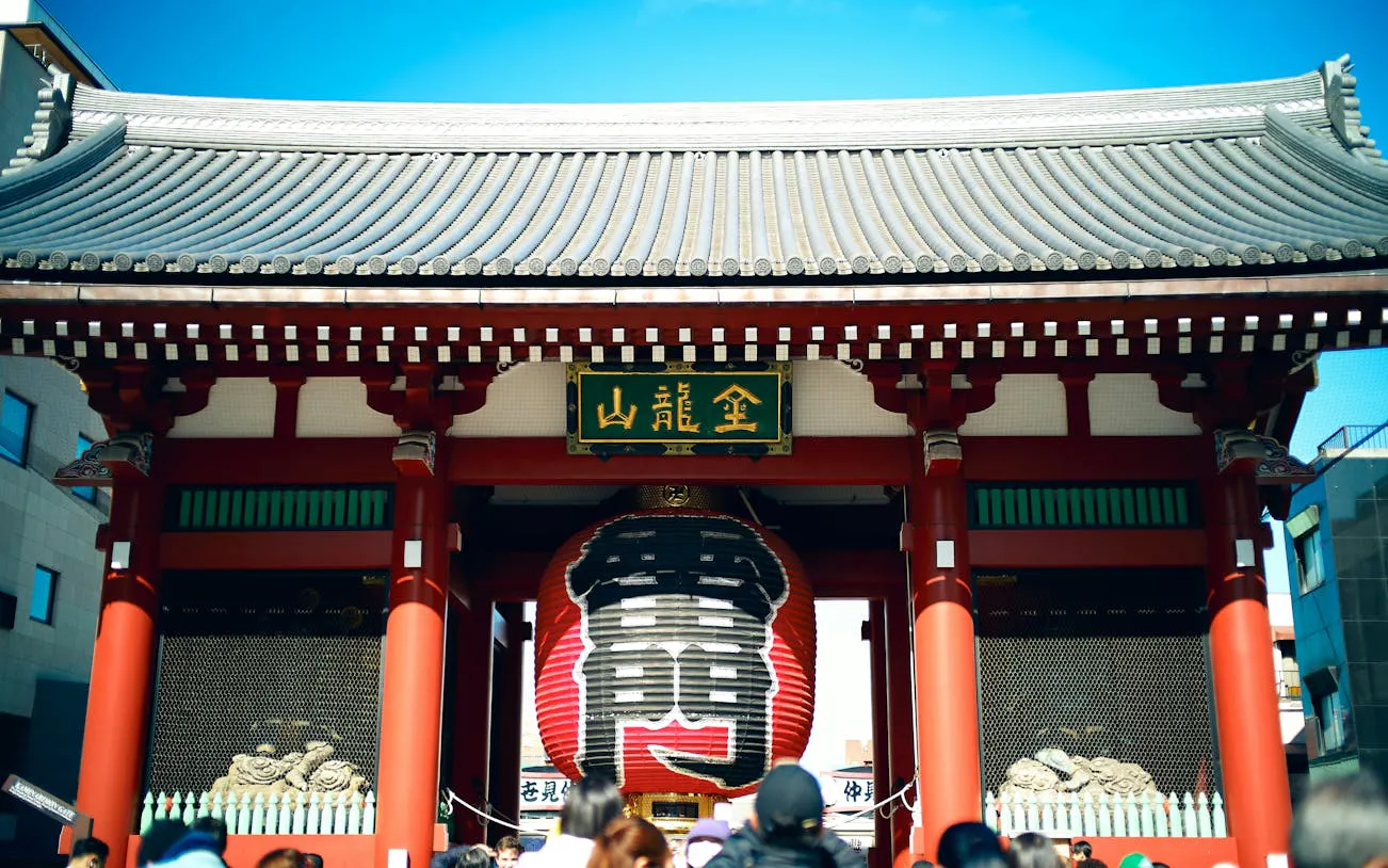 Tokyo Walking Tour of Tsukiji, Asakusa, and Akihabara: Culinary, Historical, and Pop Culture Districts Guided Experience