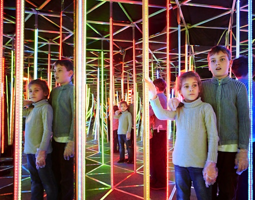 Mirror Maze at Museum of Illusions