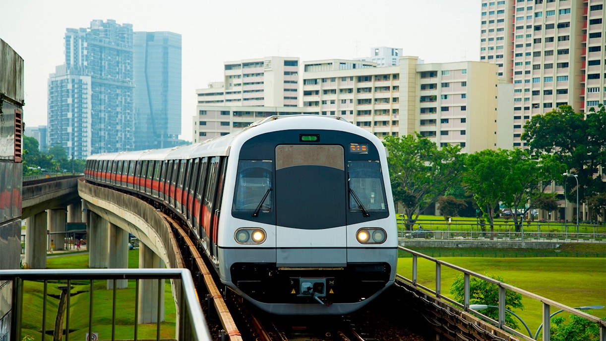 how to get to universal studios singapore by MRT