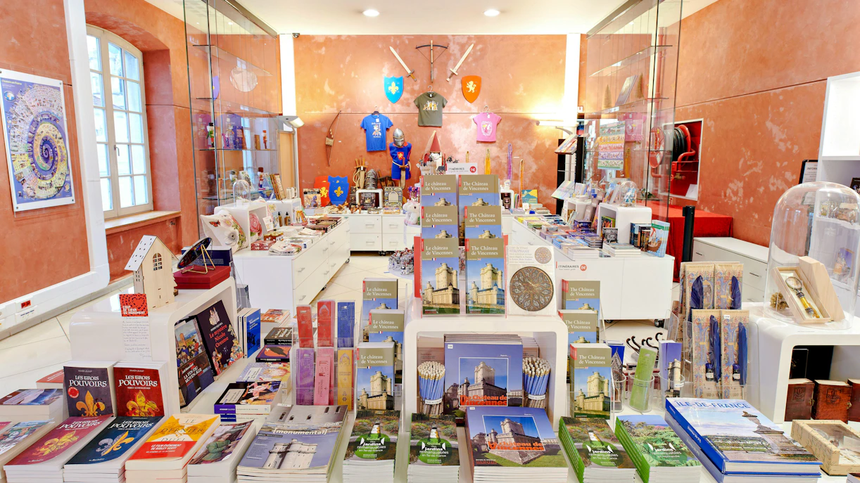 Gift shop at Château de Vincennes with books and souvenirs on display.
