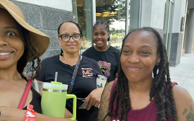 Group enjoying Atlanta Downtown Highlights self-guided city exploration game.