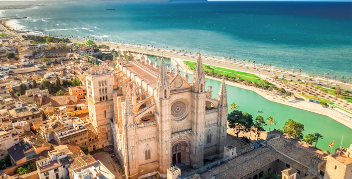palma cathedral aieral view